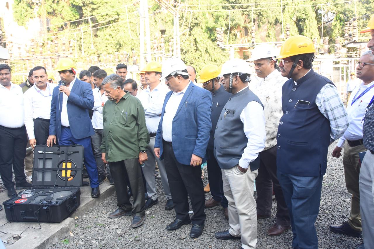 Mahavitaran will provide state of the art safety equipment to electricity employees
